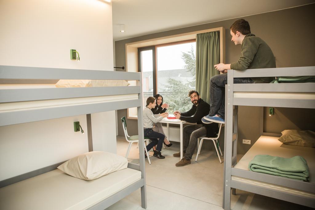 קורטרייק Hostel Groeninghe חדר תמונה