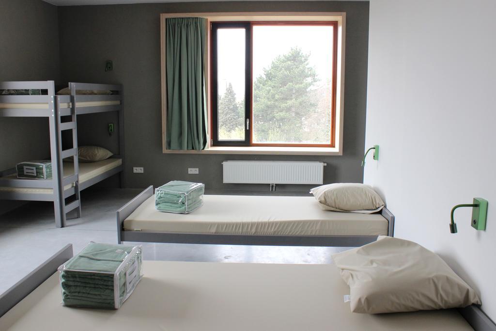 קורטרייק Hostel Groeninghe חדר תמונה